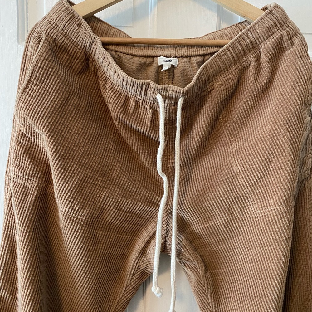 Aerie beige corduroy lounge pants, women’s medium